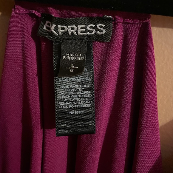 2 Express Tops - Bundle - Picture 3 of 7